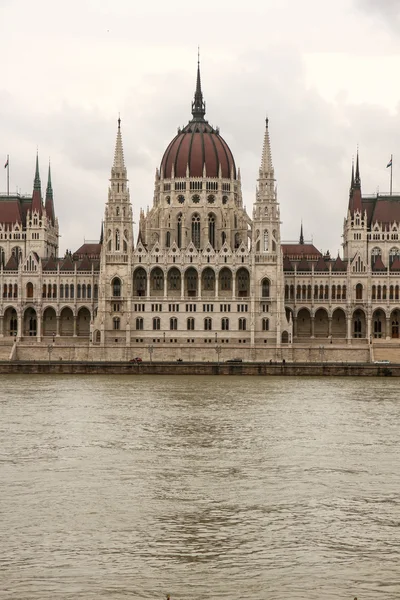 Das Parlament in Budapest — Stockfoto